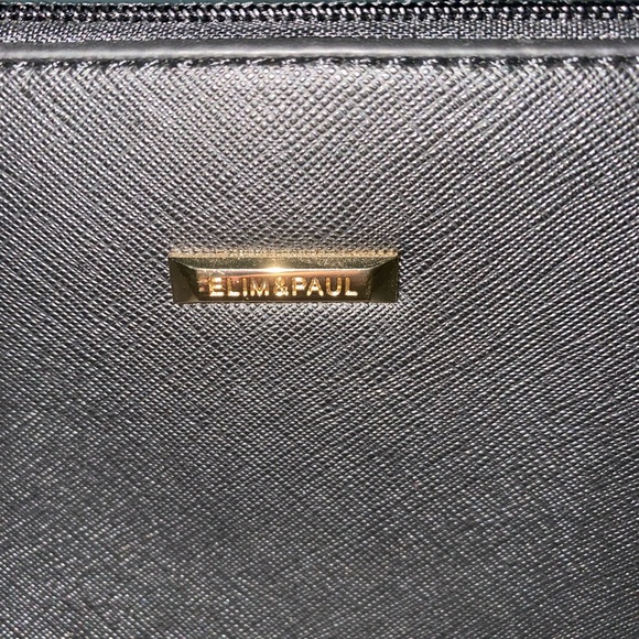 Medium size black shoulder bag - Picture 4 of 4